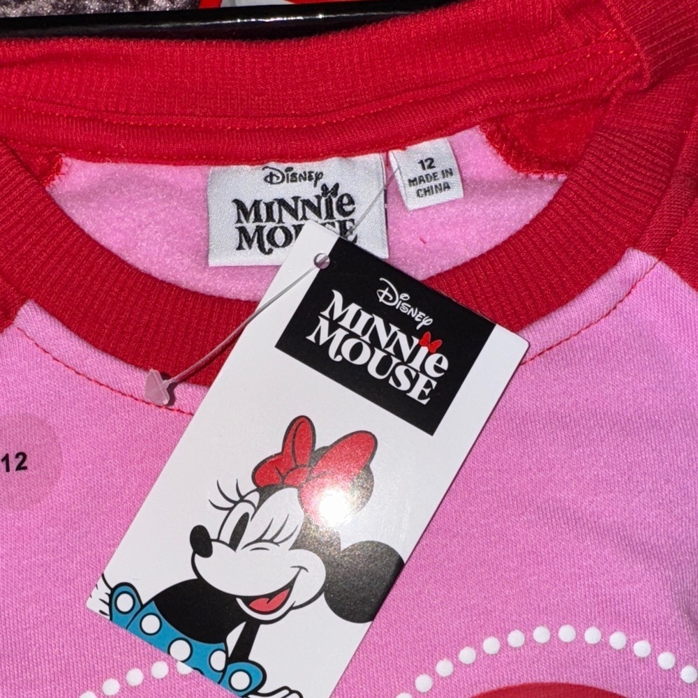 Disney Minnie Mouse Red Heart Gift Box - Picture 3 of 7